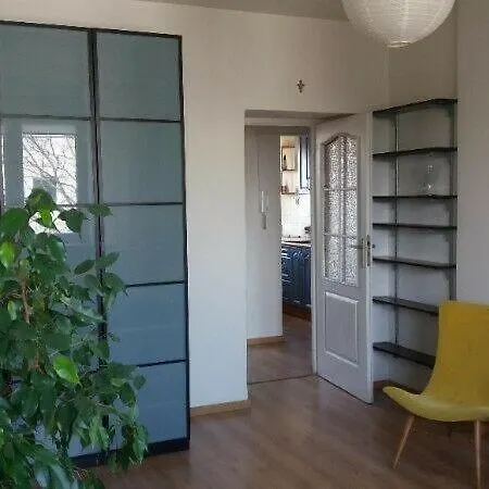 In Wielunska وارسو